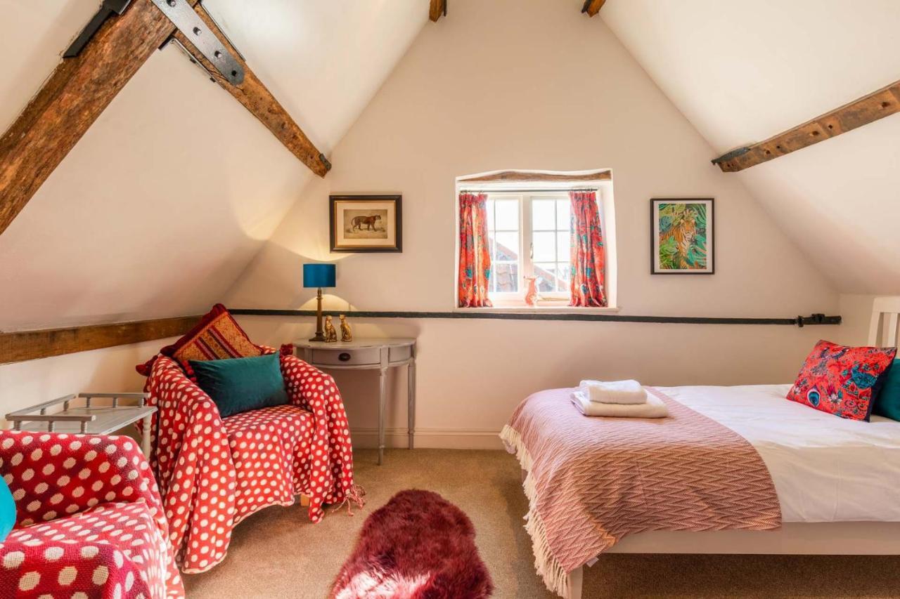 Host & Stay - The Old Paul Pry Holt  Zewnętrze zdjęcie